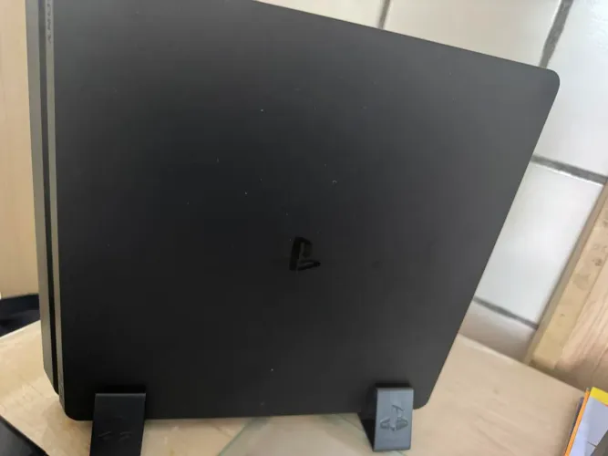 Ps4 slim