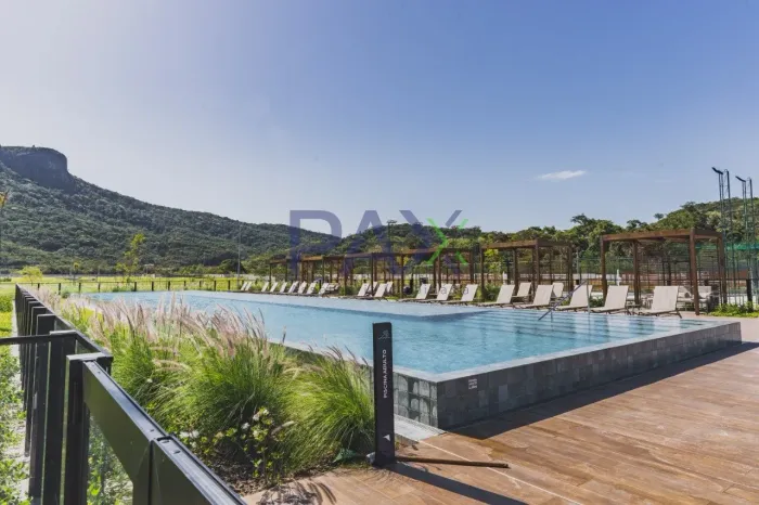 Terreno de 300m² à venda no Condomínio Reserva da Pedra