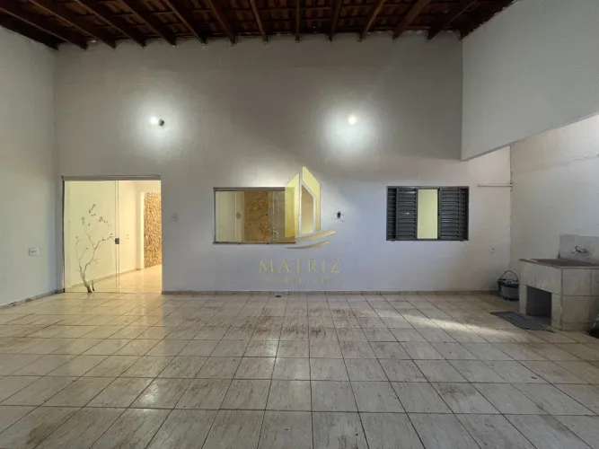 Casa comercial para locação Av. Chafic Facury