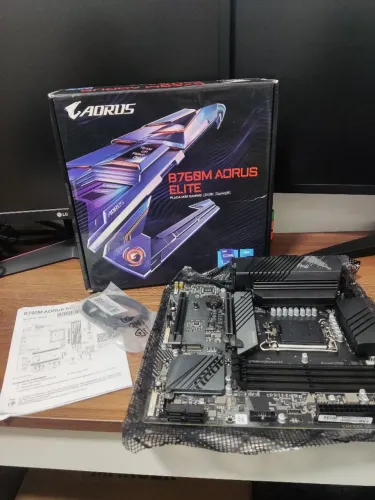 Placa Mãe Gigabyte B760M AORUS ELITE GEN5, Chipset B760, Intel LGA 1700, M-ATX, DDR5