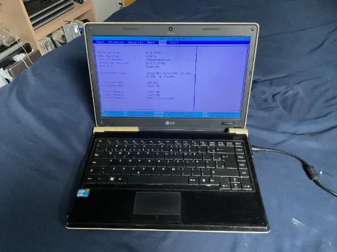 Notebook LG A410, Intel Core i3, Com Detalhes !