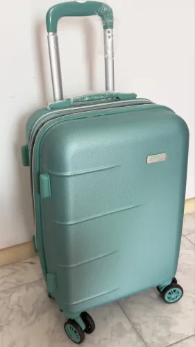 Malas de bordo 10kg nova sem uso