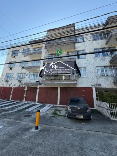 Alugo apartamento em VISTA ALEGRE, 65m2 com varanda, sala, + dep. empregada, 1 vaga carro