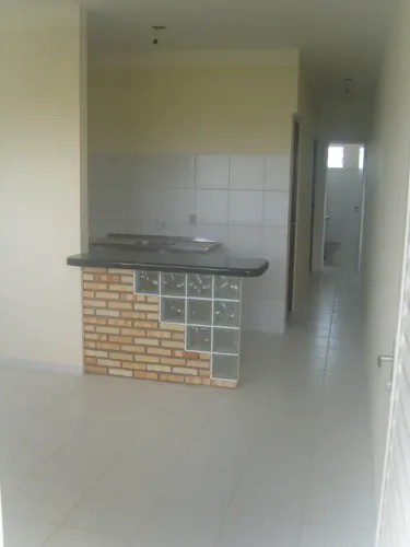 APTO 2 QUARTOS 750 REAIS