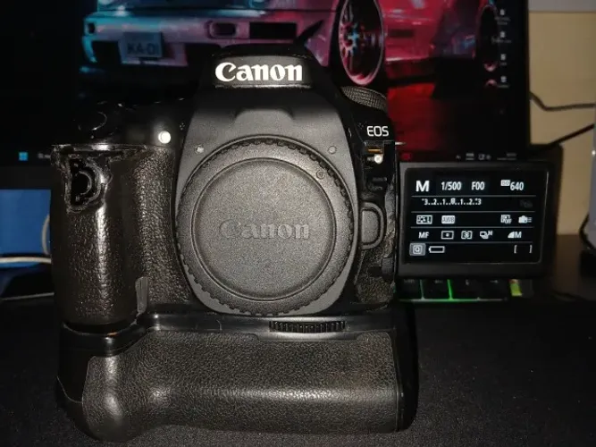Camera Canon 80D