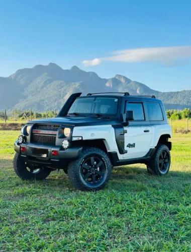Troller T-4 Bold 4X4 3.2 TDI Cap. Rígida Diesel 2017