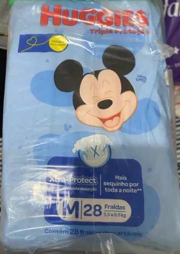 LOTE DE FRALDAS HUGGIES TRIPLA PROTEÇÃO TAMANHO M