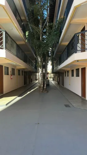 PARANA II - APARTAMENTO SEMI MOBILIADO COM 1 DORMITÓRIO À 500M² DA UNISAGRADO. JARDIM BRAS