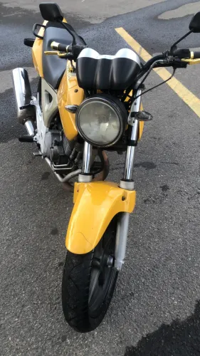 Vendo Moto Twister