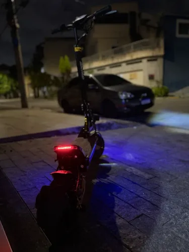 Patinete elétrico iENYRID ES1 - 2400W DUAL MOTOR - MUITA POTÊNCIA
