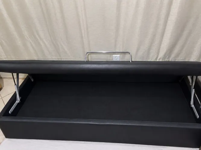 Vende-se cama baú de solteiro