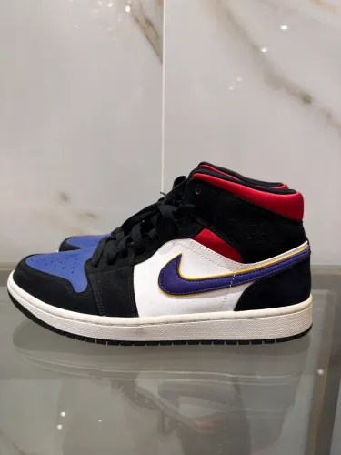 Vendo Air Jordan Mid Lakers Top 3 (USADO 2 VEZES)