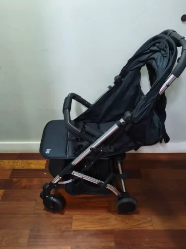 Carrinho de bebê Zap Metal Prata Burigotto.