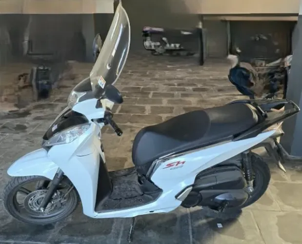 Moto Honda SH 300I