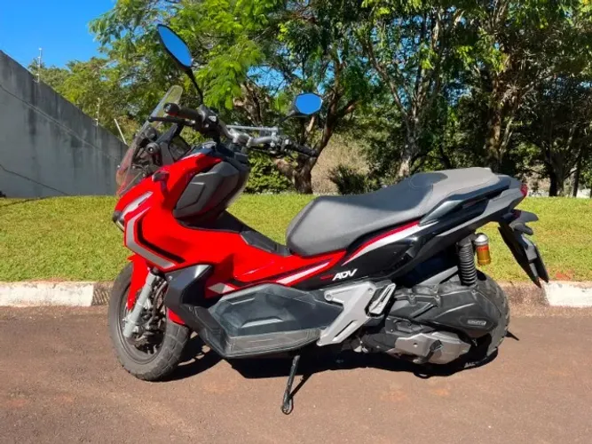 Honda ADV 150 2022/23 - Novíssima, único dono,