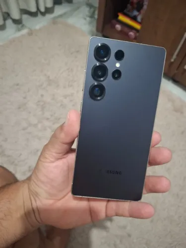 Vendo Samsung S25 ultra 512gb zerado troco por iphone 15 pro max