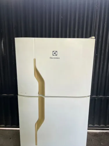 Eletrolux 380litro  Gelo seco  880,00