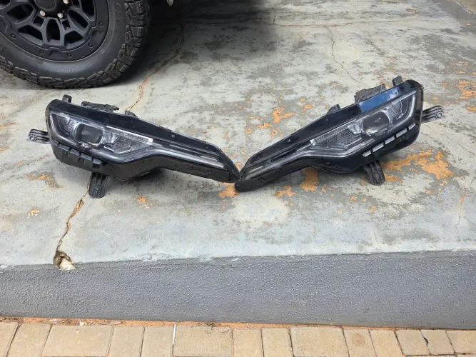 PAR FAROL CAMARO V8 SS 2019 ORIGINAL