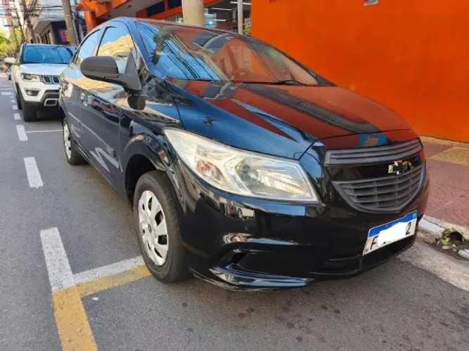 Chevrolet Onix Hatch LS 1.0 8V Flex Power Mec. 4P 2015