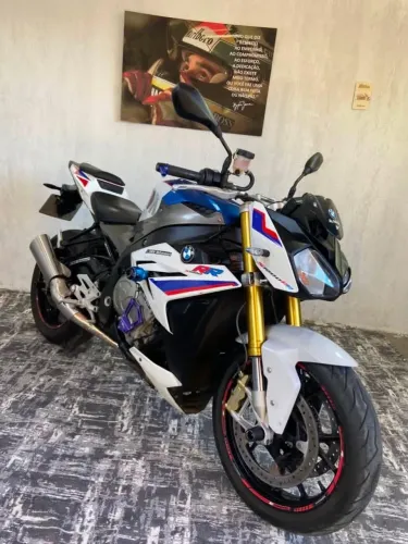 BMW S1000R