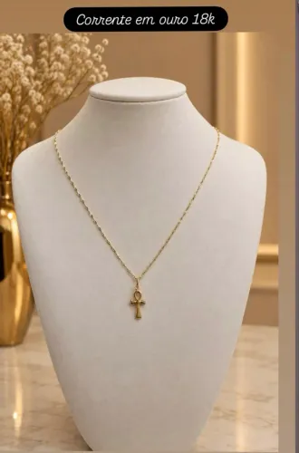 Corrente com pingente em ouro 18k