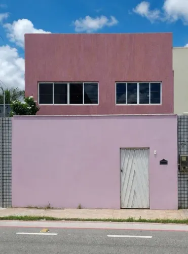 Prédio/Galpão Comercial - Amplo com Excelente Localização