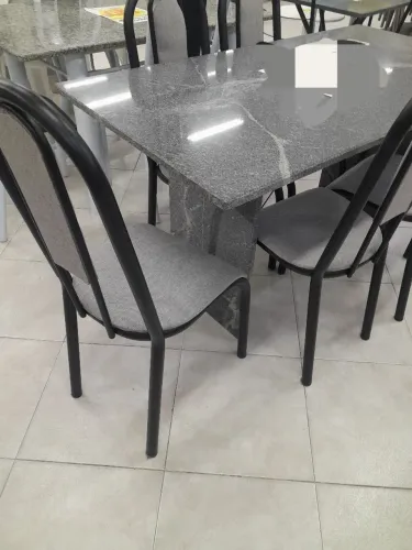 Mesa 4 cadeiras