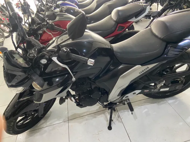 FAZER 250 2020 COM GATANTIA
