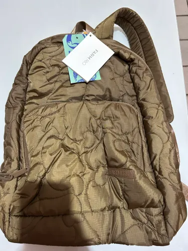 Vendo Mochila da Farm - Nunca Usada