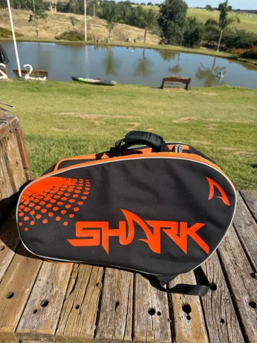 Raqueteira de beach tennis Shark