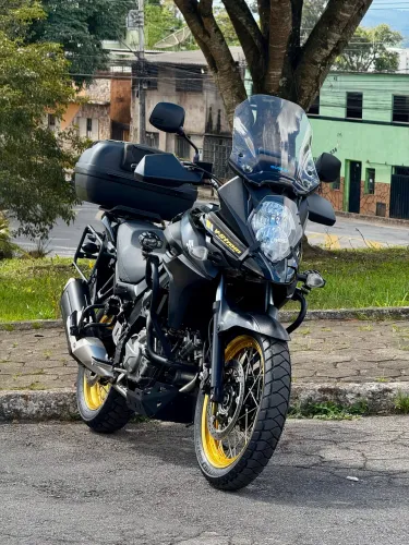 SUZUKI V-STROM 650 ADVENTURE 2022.