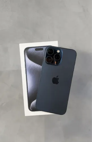 iPhone 15 pro Max 256 g