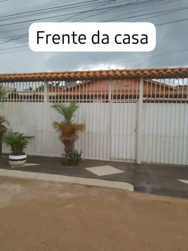 Aluguel/Venda - Casa Terreno Lote 300m², Quintal Gigante, 2 Qts, 2 Salas ,Cozinha Grande
