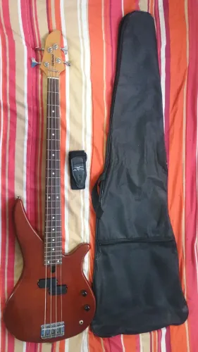 Baixo Yamaha RBX 260 4 Cordas