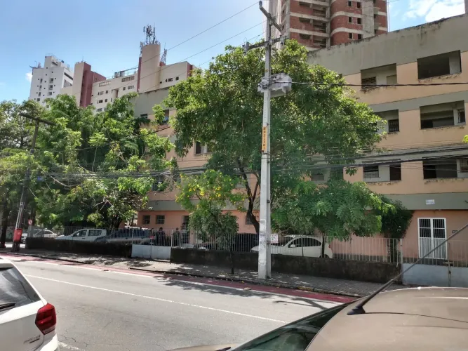 Kitnet a venda em Casa Amarela Ótima Localização