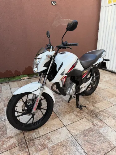 Vendo moto 160 Ed.Especial