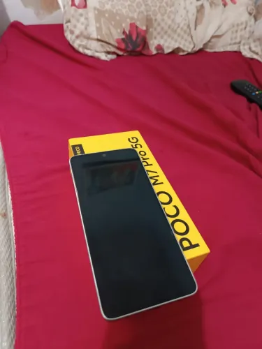 POCO M7 Pro 5G com caixa