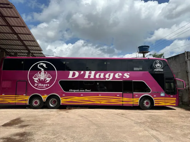 Ônibus de dois andares DD