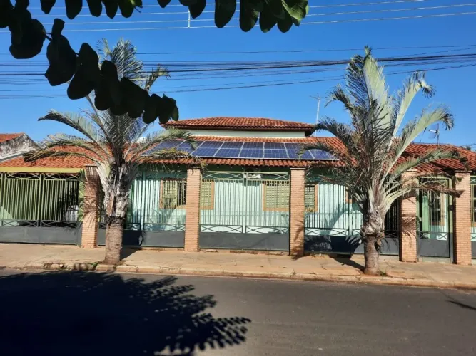 Chácara com 3 dormitórios à venda, 1000 m² por R$ 550.000,00 - Centro - Neves Paulista/SP