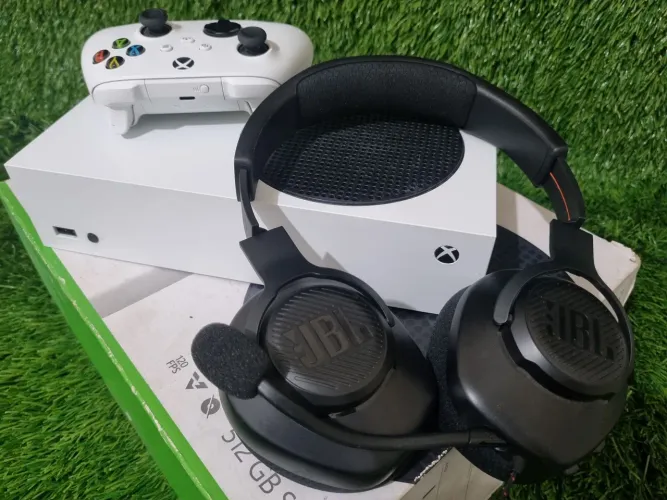 Xbox Séries S + Fone gamer + 6 meses de garantia