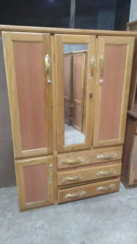 Guarda-roupas e armarios