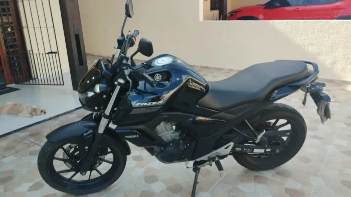 Fazer fzr 15 abs extra