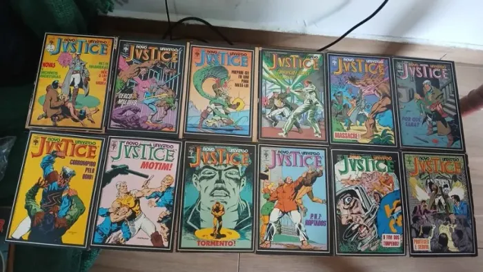 Justice - Novo Universo Marvel. Completo em 12 Volumes! Ed. Abril.