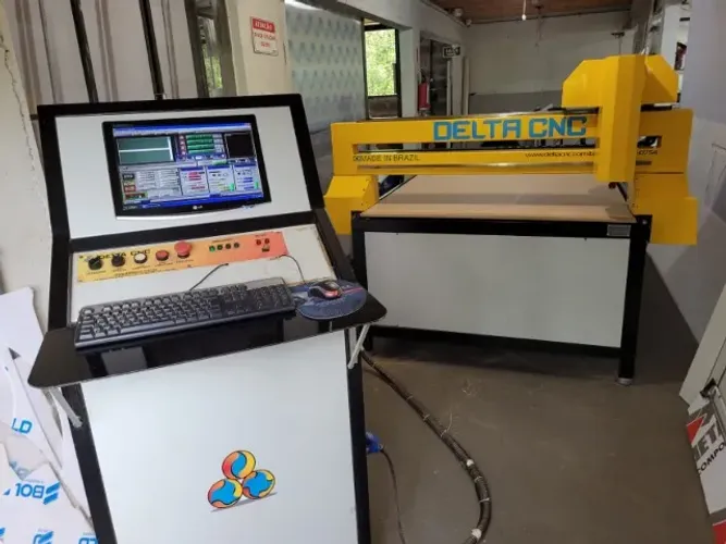 Router Delta CNC - Marcenaria e Comunicação Visual (Área útil de corte: 2180x1260mm)