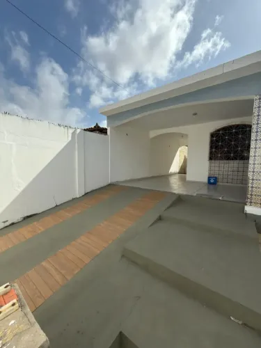 Vendo casa no Bequimao com 3 quartos + 2 vagas - Com área solta