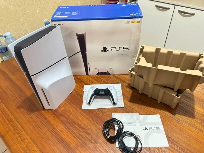 Playstation 5 Slim com Leitor na garantia