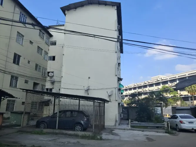 Imóvel para aluguel tem 60 metros quadrados com 3 quartos em Centro - Nova Iguaçu - RJ