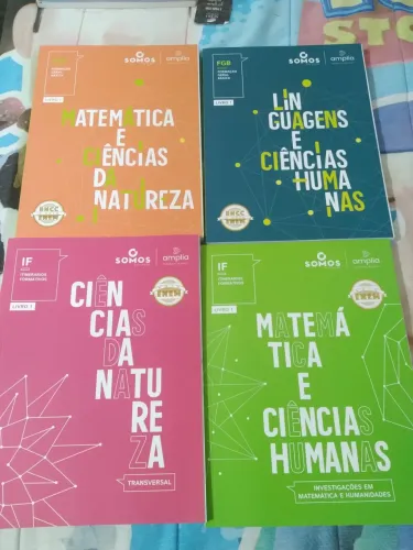 Livros 1° ano do Ensino médio (kit com 4 livros novos)