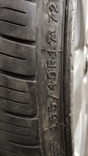 Pneu 165/40r17