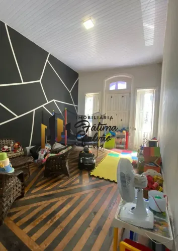 ALUGA CASA AMPLA NO UMARIZAL
